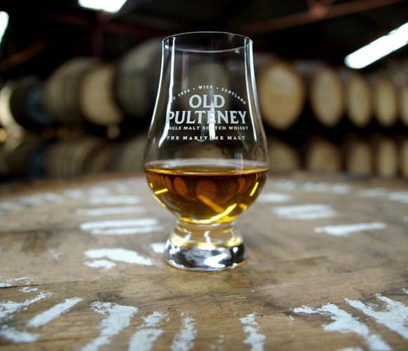 old pulteney glass